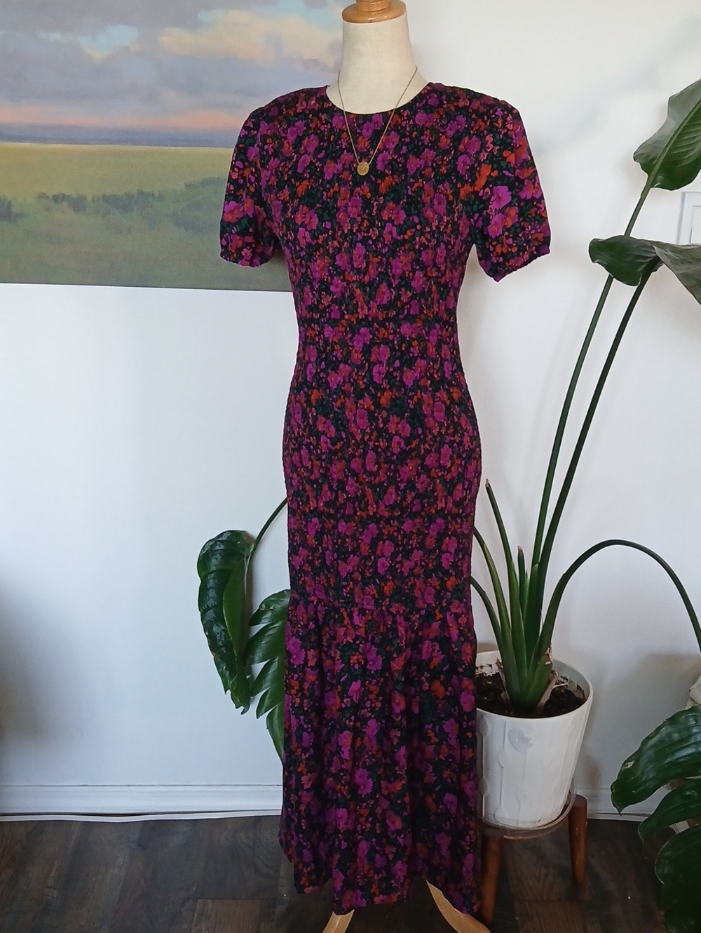 Floral Smocked Bodycon Maxi Dress w/Puff Sleeves Sz M